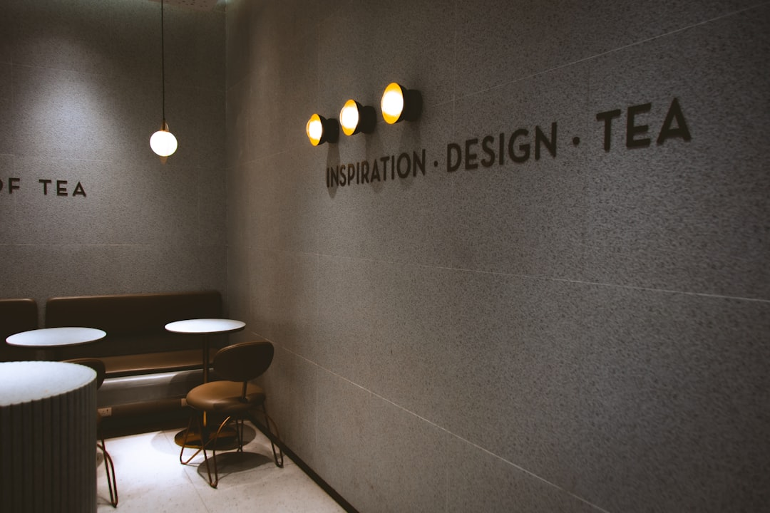 目前可靠的餐饮桌椅生产商哪家强？