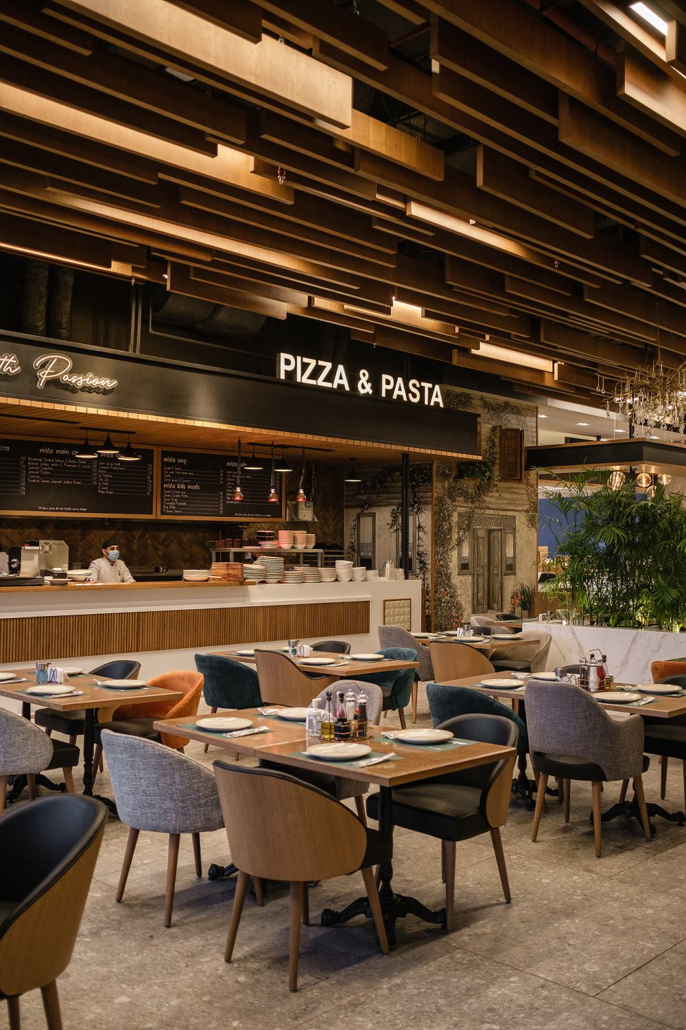 市场售后完善的餐饮桌椅供货商选哪家？