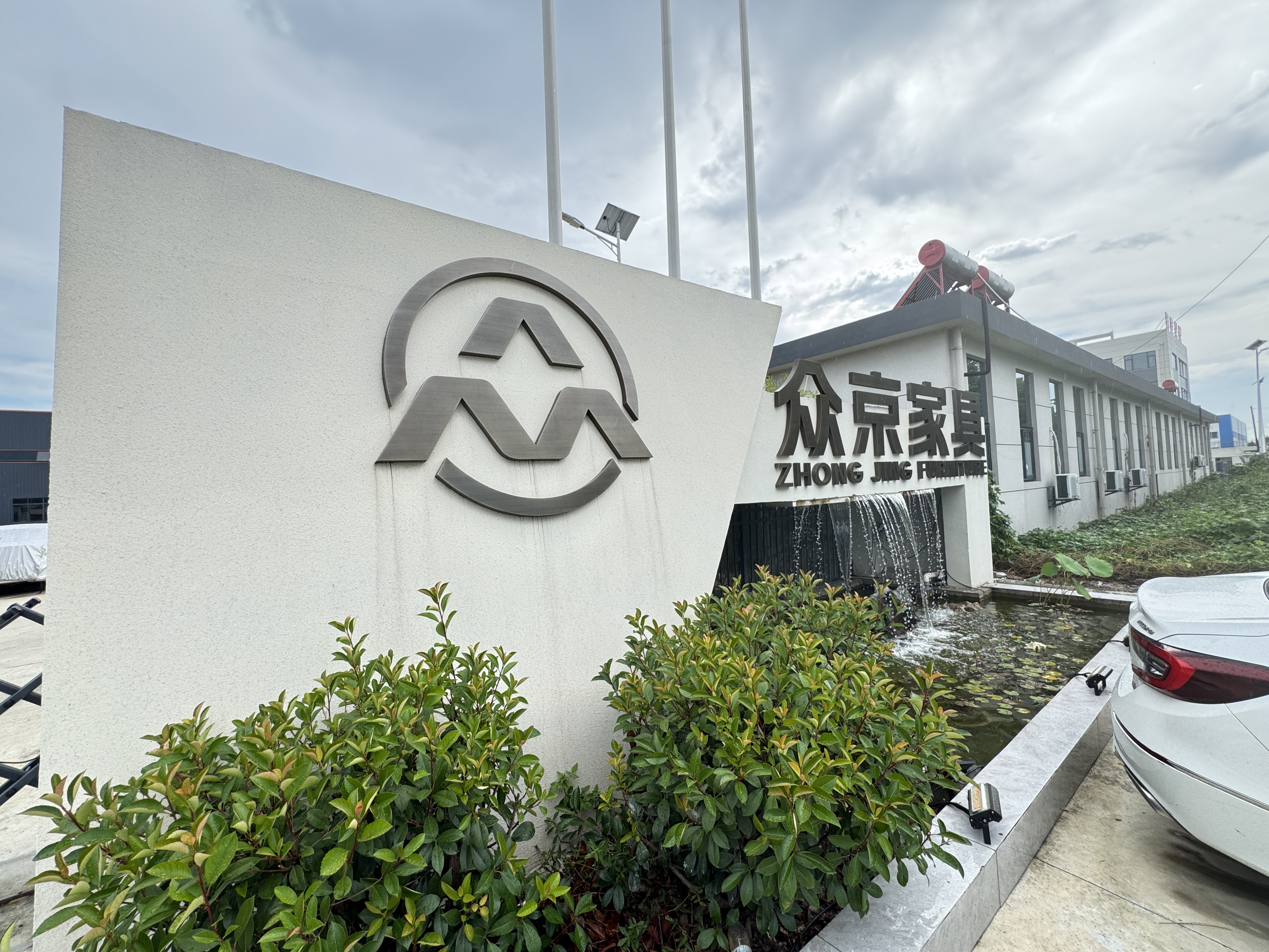 市场正规的餐饮桌椅供应商哪家强