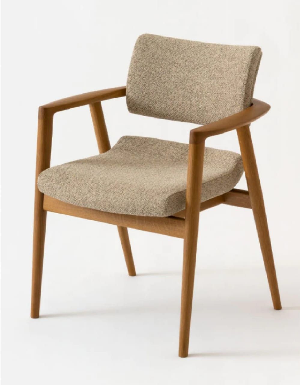 目前知名的餐饮桌椅工厂哪家权威