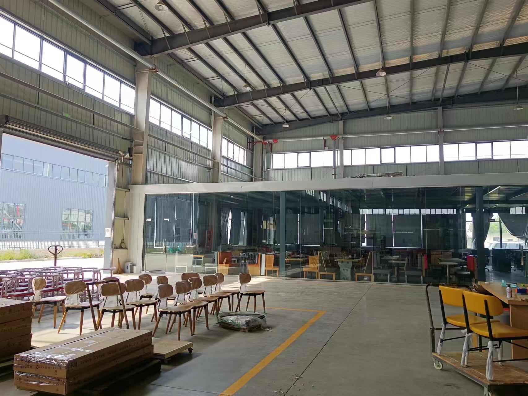 德克基餐饮家具源头厂家